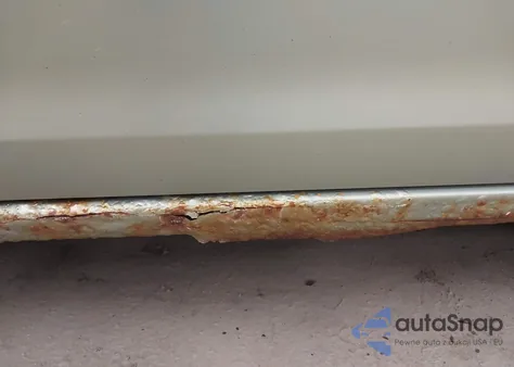 2008 Toyota Sienna Limited z USA, uszkodzony, nr VIN 5TDBK22C68S017979